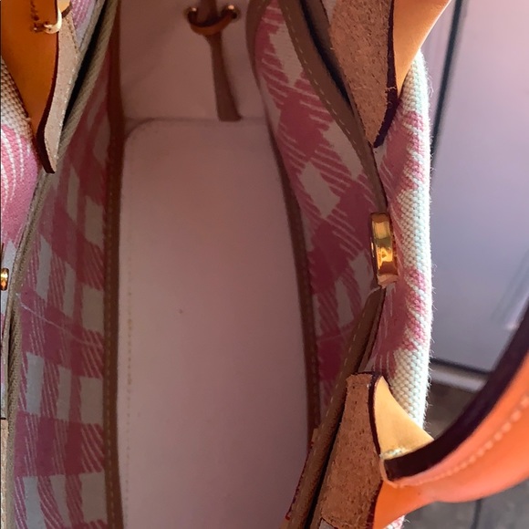 Beautiful Pink and white Dooney & Bourke handbag - Picture 6 of 8